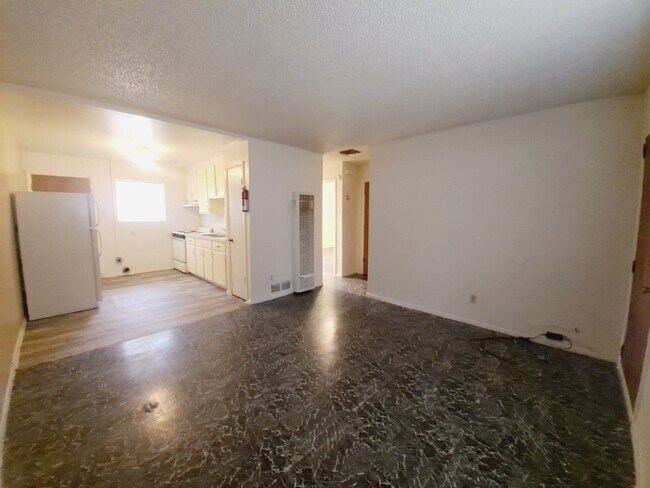 Photo - 3215 Morris St NE Unit 3