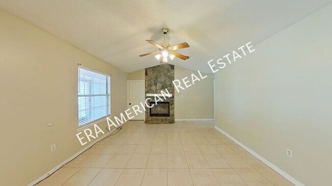 Photo - 217 Southview Dr