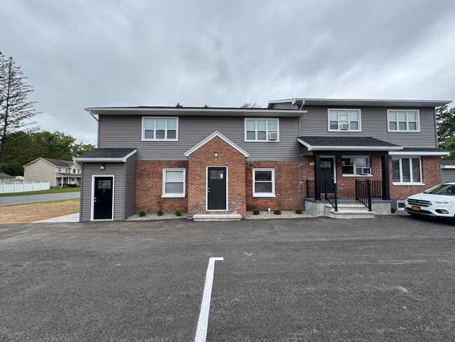 Photo - 2950 Hamburg St Unit 4