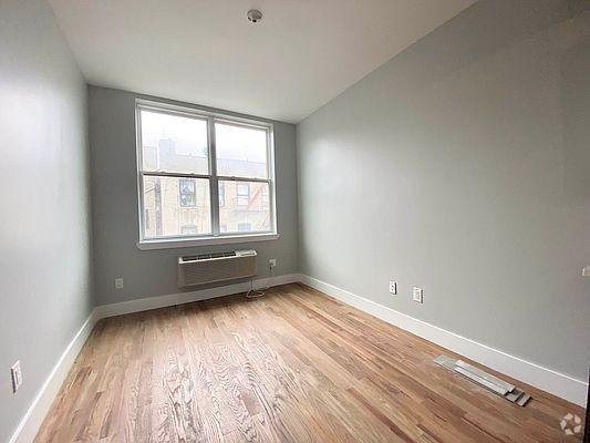 Building Photo - 2 bedroom in BRONX NY 10460 Unit 4E Rental