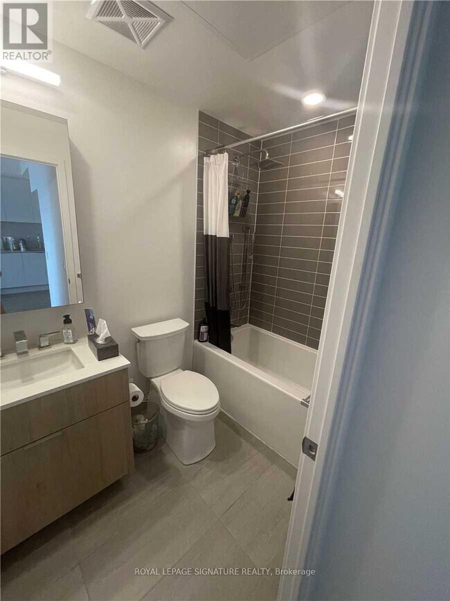 Photo - 25 Richmond St E Unité 2604