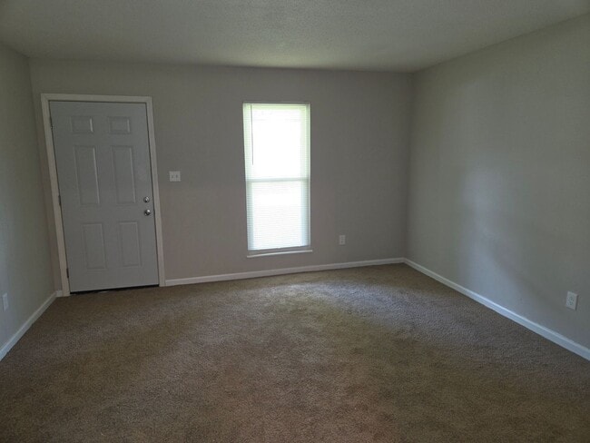 Photo - 614-616-616 Spencer Ave Unit 616