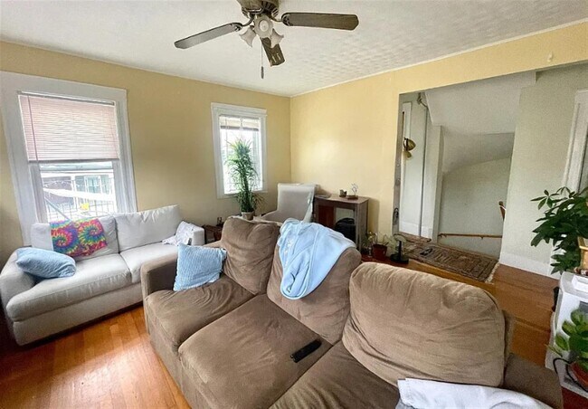 Photo - 123 Winthrop St