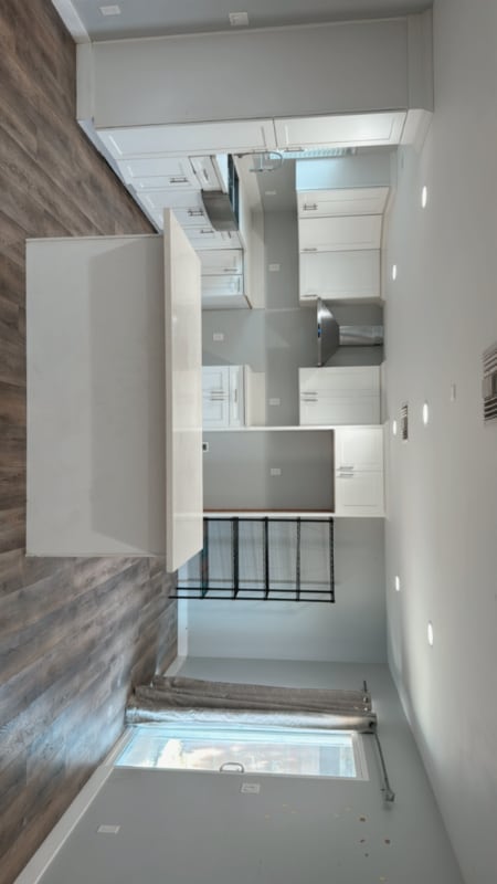 Building Photo - 14117 Light St Rental