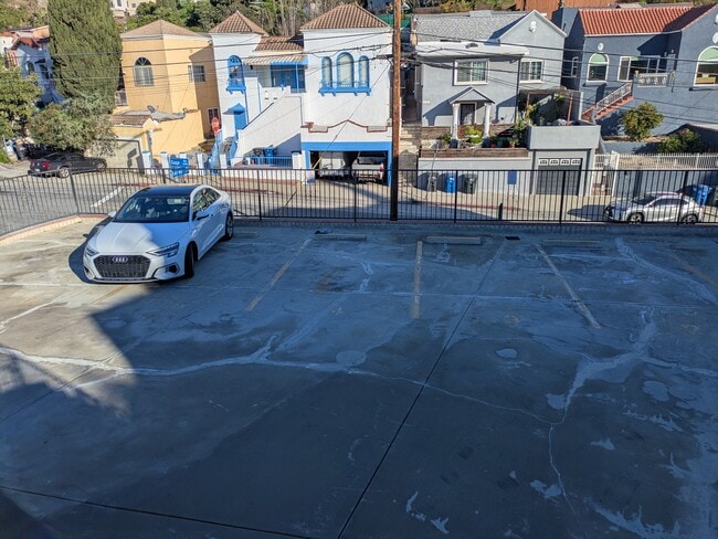 Building Photo - 1125 N Gage Ave Unit 1125