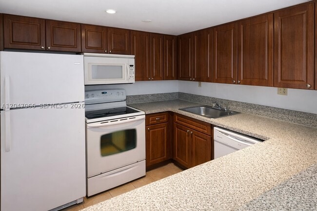 Photo - 5821 Washington St Unit 32