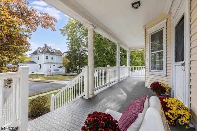 Photo - 11 Mountain View Pl Unit 2