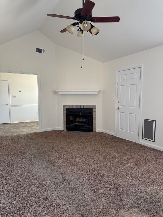 Photo - Charming 3 bedroom,  2 Bathroom