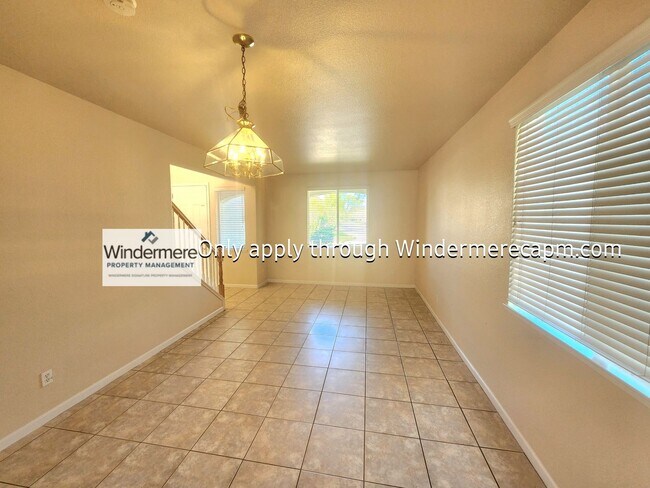 Photo - Gorgeous Home in Natomas!