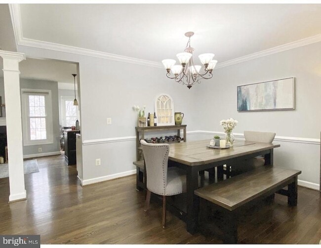 Photo - 7404 Heatherfield Ln