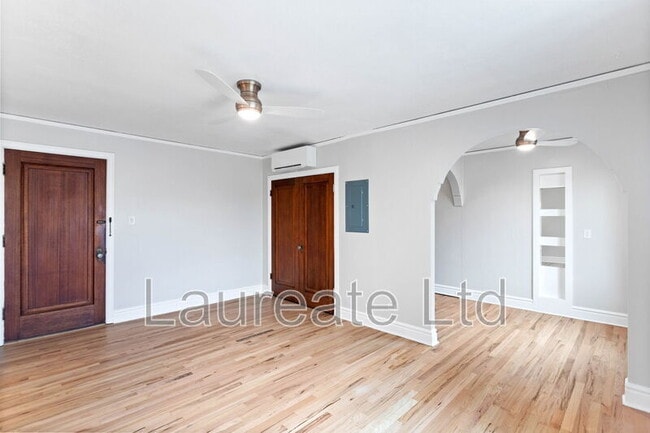Photo - 1050 N Pearl St Unit #301