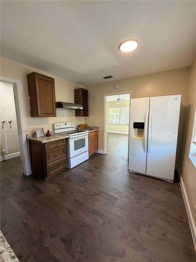 1320 SW 11th Ave Unit A