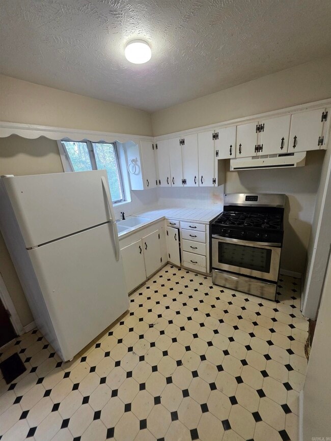 Photo - 89 Broadmoor Dr