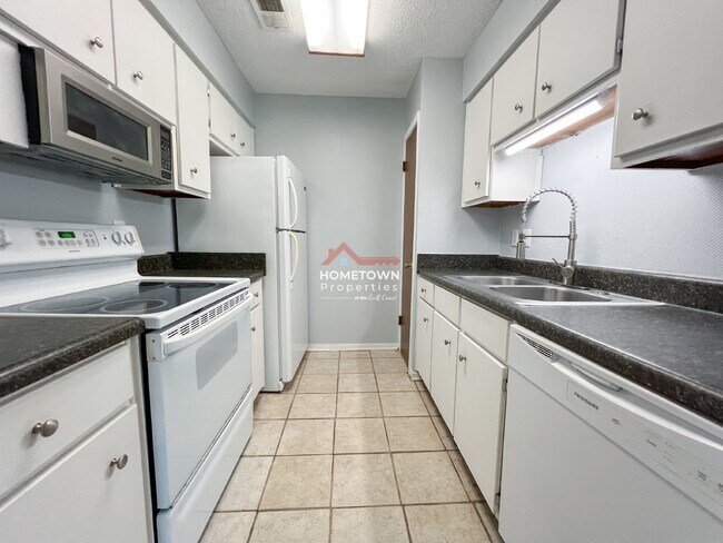 Photo - 6013 Born Ct