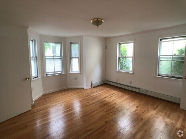 Building Photo - 89 6th St Unit 1 Rental