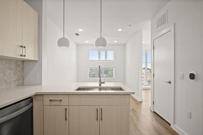 Photo - 6324 N Lamar Blvd Unit 205