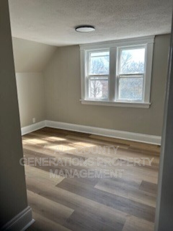 Photo - 19509 Chickasaw Ave Unit 2