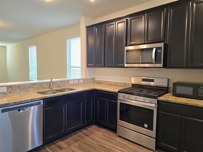 Photo - 2714 Summer Ln