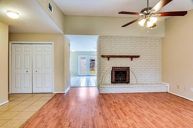 Photo - 6907 Tara Dr