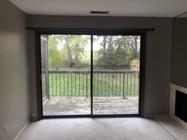 Photo - 37 Creekside Cir