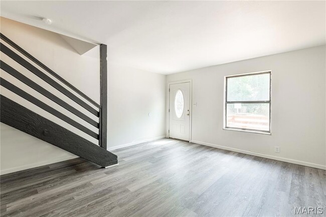 Photo - 3017 Pembroke Ln