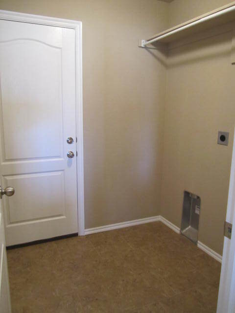 Photo - 2813 Sunberry Way