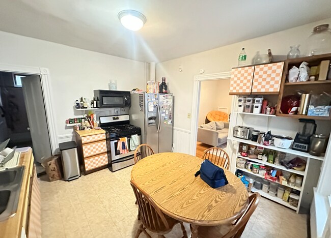Photo - 7 Arnold Ct Unit 1