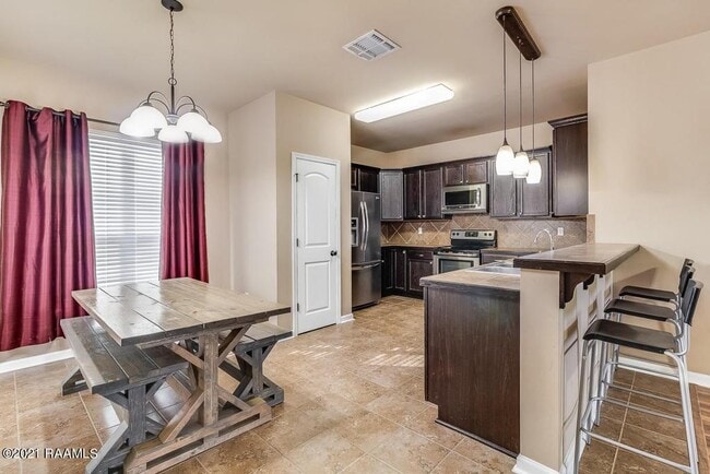 Photo - 107 Sabine Dr