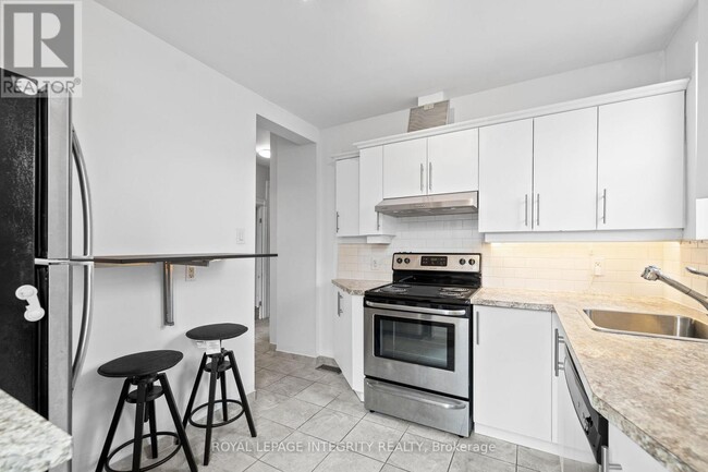 Photo - 172 Cobourg St Unité 2