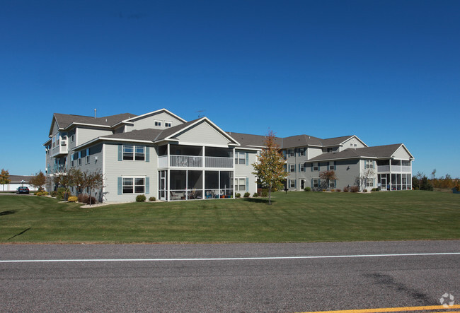 Pheasant Ridge Apartments - Pheasant Ridge Apartments