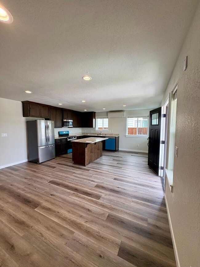 Photo - 1121 Annalise St Unit 1