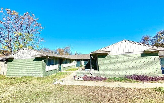 Photo - 819 Bluebird Dr Condo Unit #825