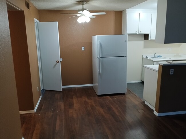 Photo - 6724 Plymouth Rd