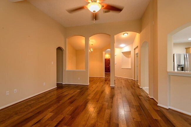 Photo - 19 Wild Orchid Ct