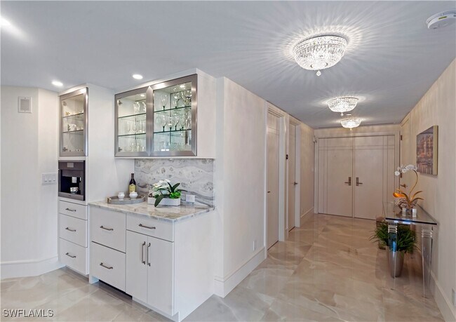 Photo - 8111 Bay Colony Dr Unit 1902