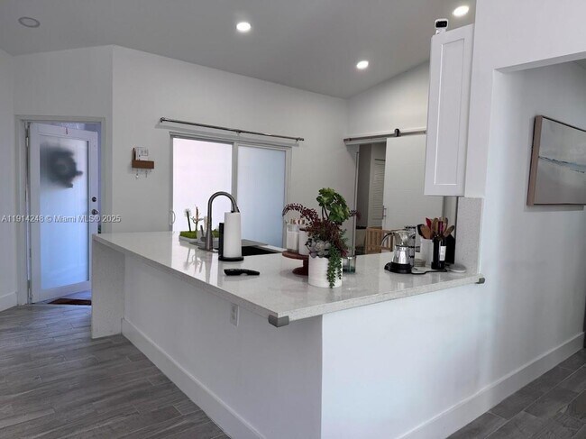 Photo - 5593 NW 102nd Pl