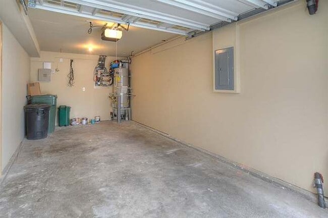 Photo - 1139 N 94th St
