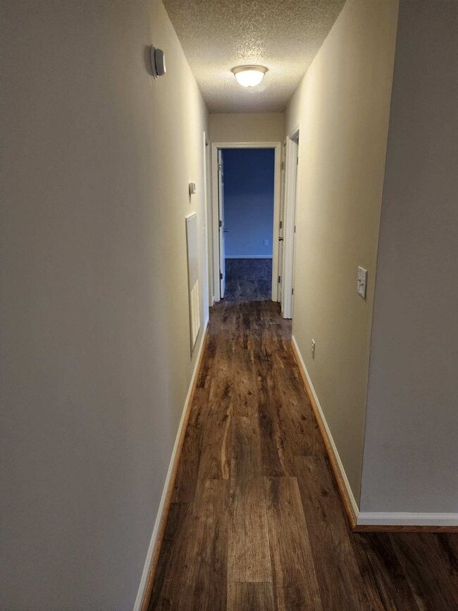 Building Photo - 3703 Southborough Rd Unit H