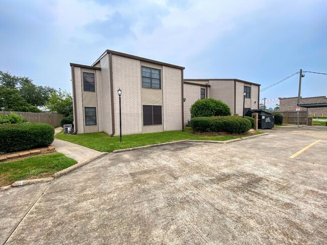 Photo - Willows Apartments Unit A1