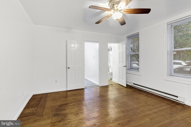 Photo - 600 E Girard Ave Unit 1R