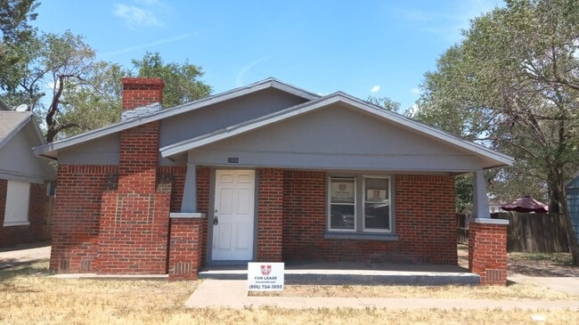 $0 First Month's Rent / $0 Deposit at Move-in - $0 First Month's Rent / $0 Deposit at Move-in