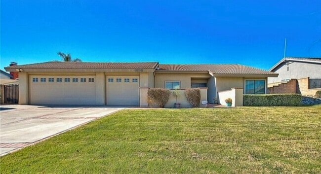 A rare lease opportunity in the sought-aft... - A rare lease opportunity in the sought-aft... Casa