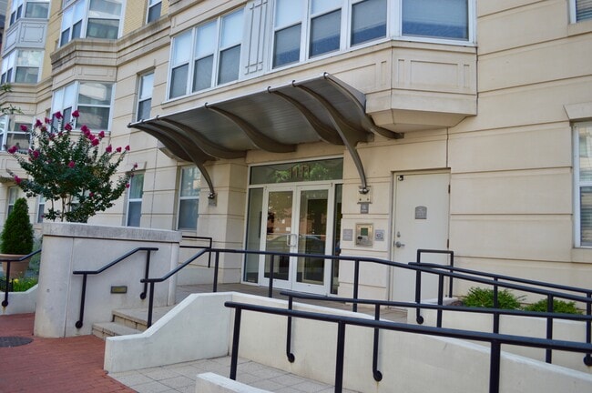 Building Photo - 1111 11th St NW Unit 602