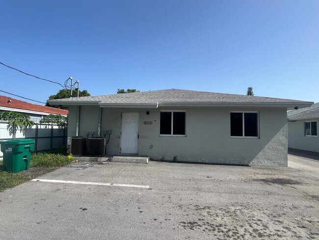 Photo - 10229 SW 173rd St Unit 1