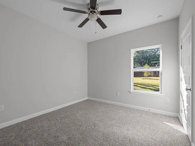 111 Shady Ln