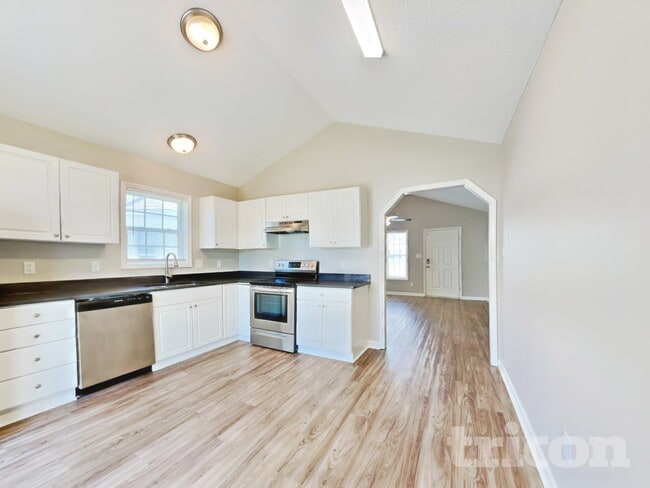 Photo - 5169 Parkerwood Dr