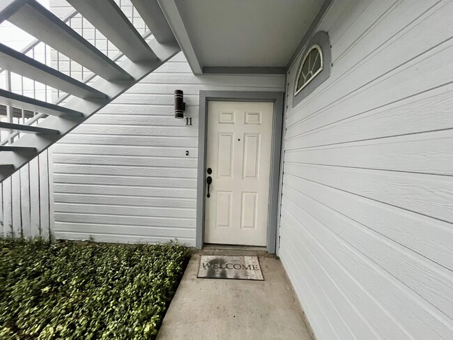 Building Photo - 1205 International Blvd Unit 11