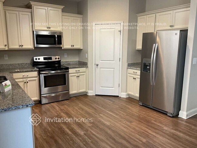 Photo - 5626 Colonial Garden Dr