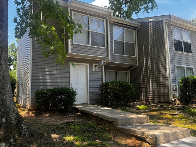Building Photo - Room in Townhome on Governors Dr