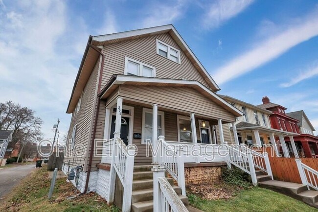 Photo - 293 E Woodrow Ave